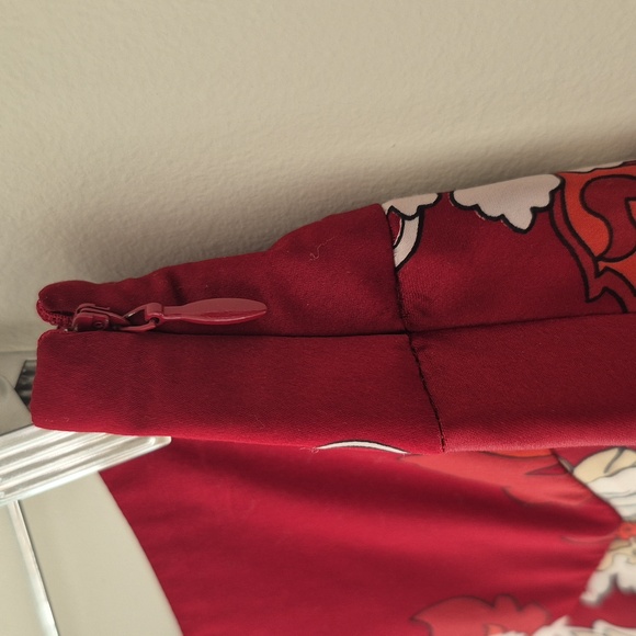 Red floral skirt - Picture 6 of 9